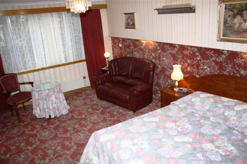 Motel Mayfair On Cavell Хоубарт Екстериор снимка