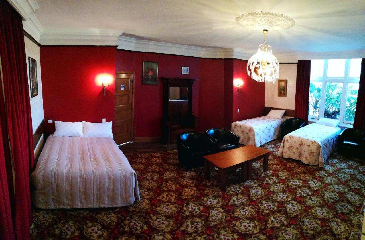 Motel Mayfair On Cavell Хоубарт Екстериор снимка