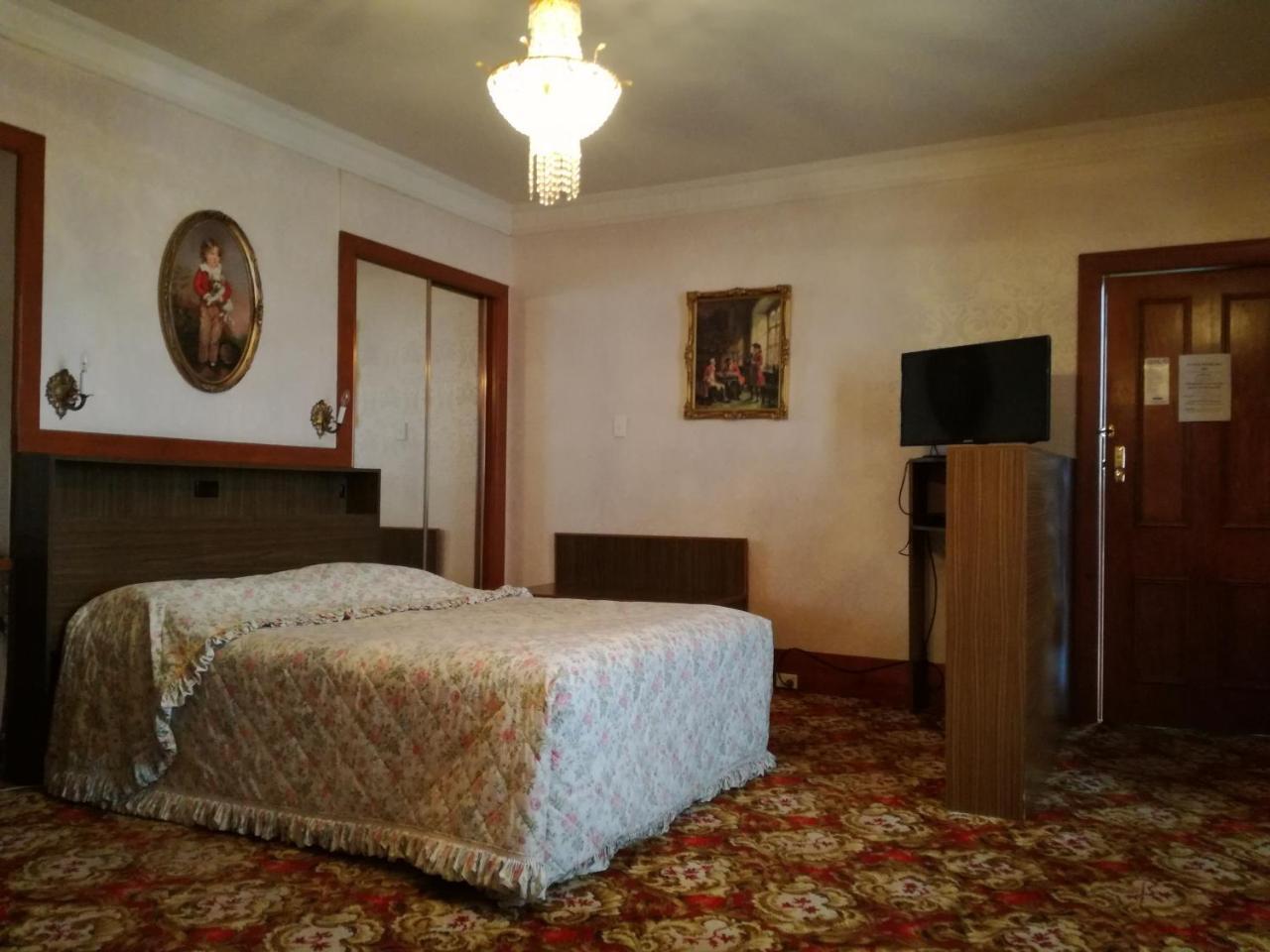 Motel Mayfair On Cavell Хоубарт Екстериор снимка